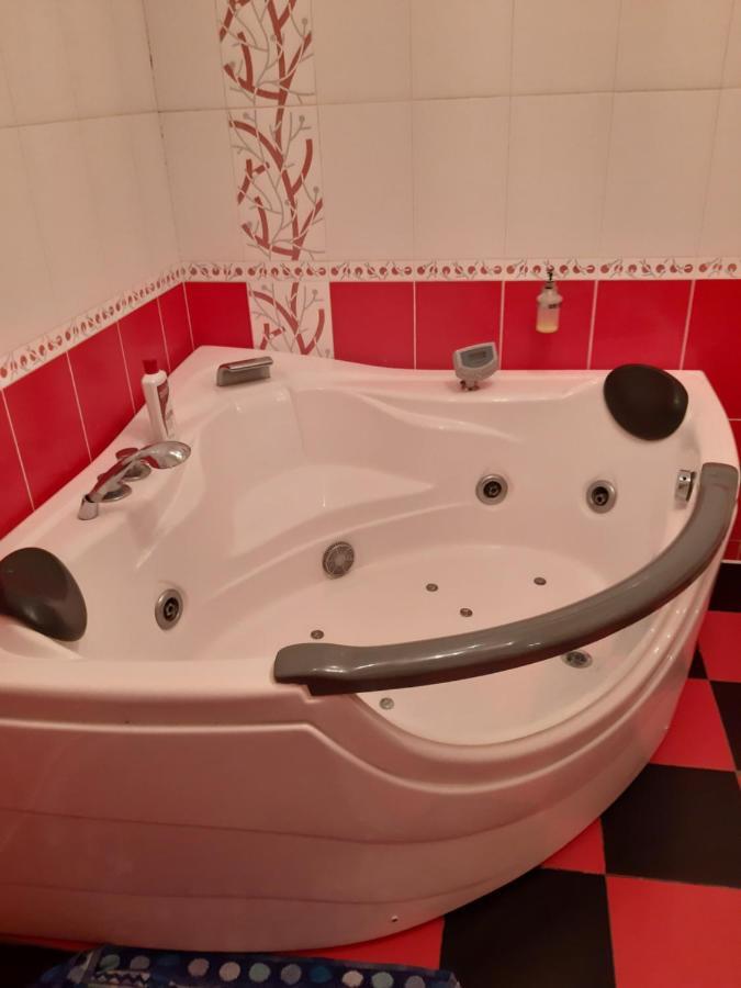 Новая Квартира Apartment โอเดสซา ภายนอก รูปภาพ